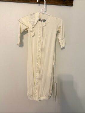 Free Birdees Bamboo Ruffle Convertible Gown 0-3 Months Ivory